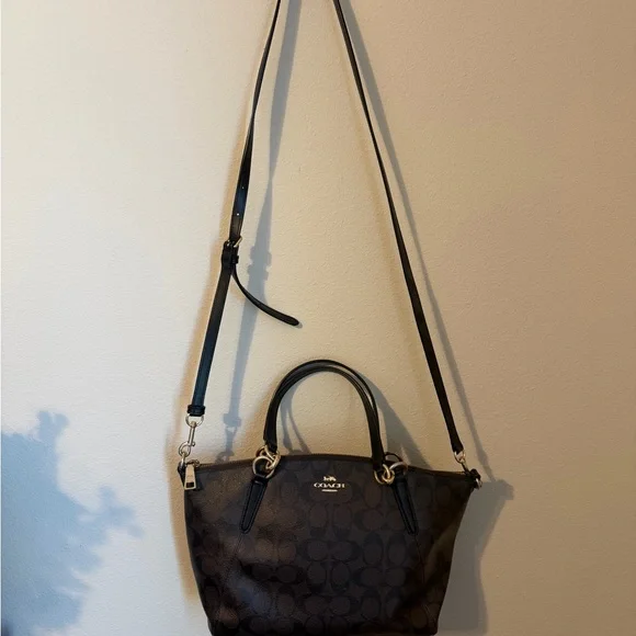 Coach Brown Shoulder Bag - Picture 2 of 8